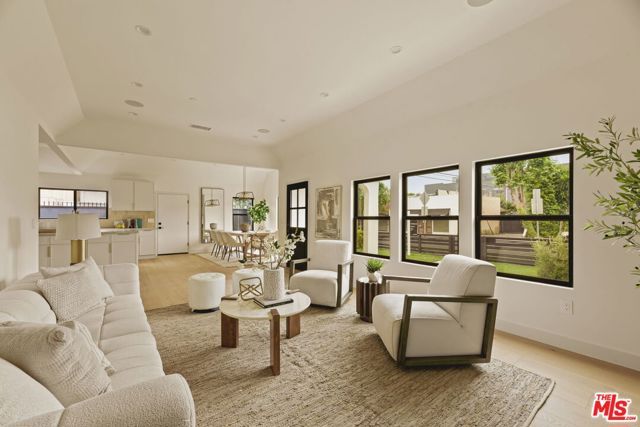 2370 Kelton Avenue, Los Angeles, CA 90064