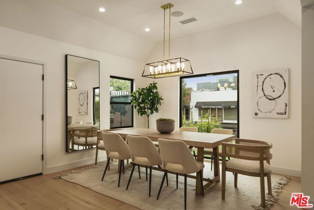 2370 Kelton Avenue, Los Angeles, CA 90064