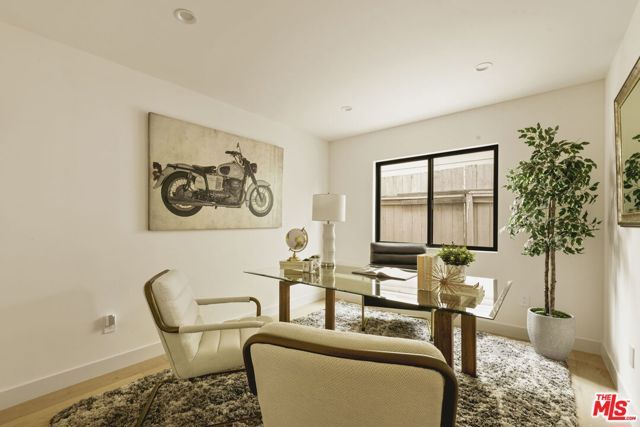 2370 Kelton Avenue, Los Angeles, CA 90064