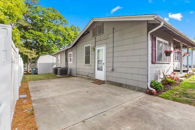 3308 Dunes St., North Myrtle Beach, SC 29582