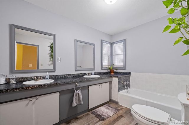 5050 Eagle Road, White Lake, MI 48383