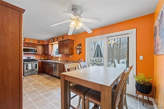 5050 Eagle Road, White Lake, MI 48383