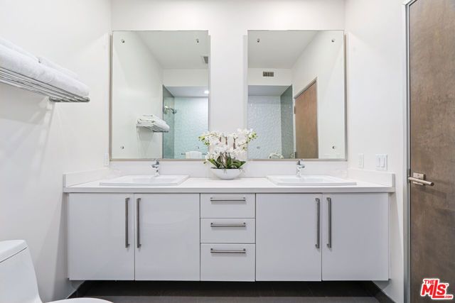 11764 Idaho Avenue 301, Los Angeles, CA 90025