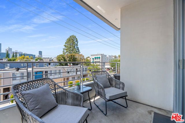 11764 Idaho Avenue 301, Los Angeles, CA 90025