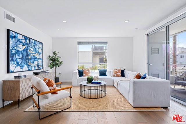 11764 Idaho Avenue 301, Los Angeles, CA 90025