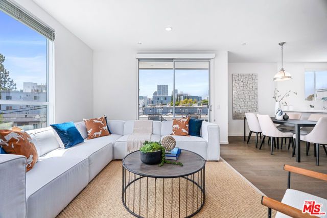 11764 Idaho Avenue 301, Los Angeles, CA 90025