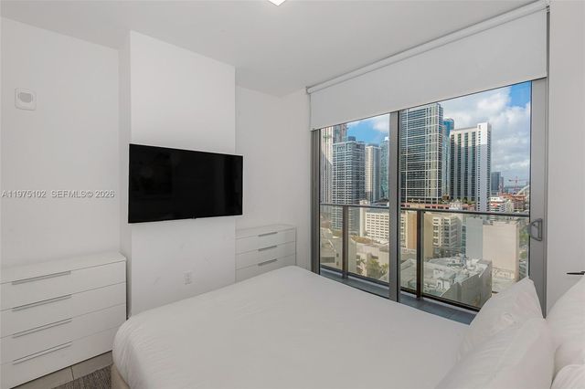 227 NE 2nd St 2206, Miami, FL 33132