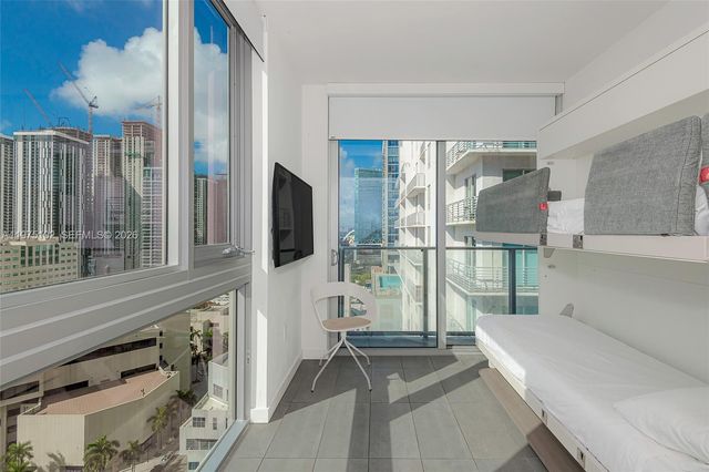 227 NE 2nd St 2206, Miami, FL 33132