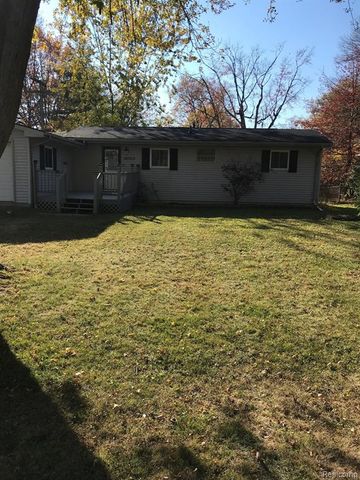 50763 Lenox Street, New Baltimore, MI 48047