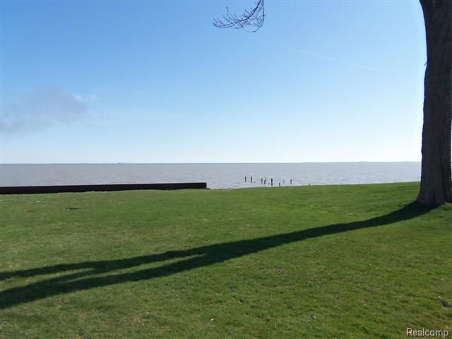 50763 Lenox Street, New Baltimore, MI 48047