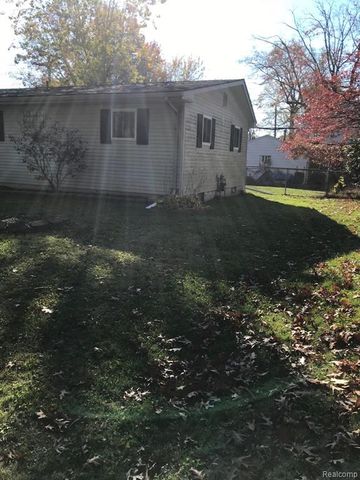 50763 Lenox Street, New Baltimore, MI 48047