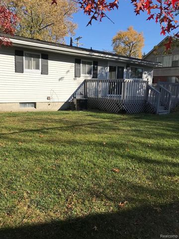 50763 Lenox Street, New Baltimore, MI 48047