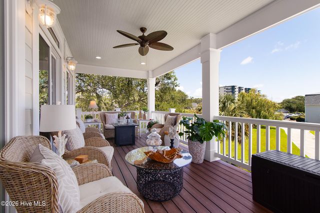 111 Riverside Avenue, Morehead City, NC 28557