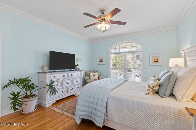 111 Riverside Avenue, Morehead City, NC 28557