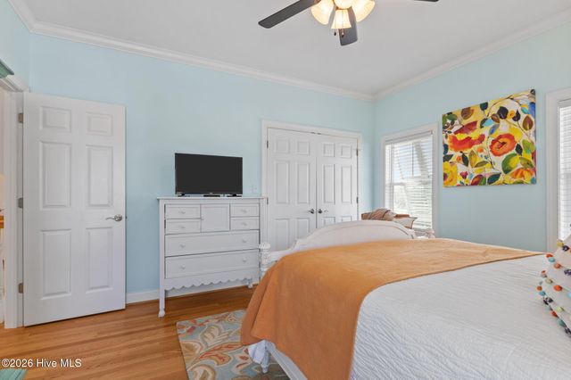 111 Riverside Avenue, Morehead City, NC 28557