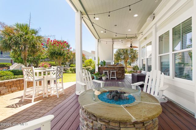 111 Riverside Avenue, Morehead City, NC 28557