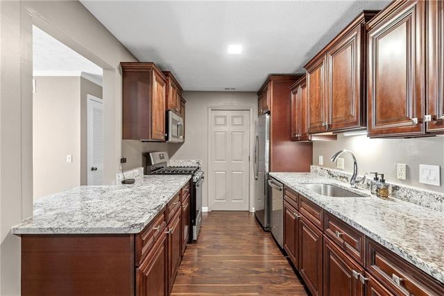 1202 Gettysburg Place, Atlanta, GA 30350