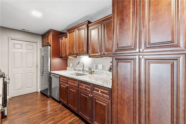 1202 Gettysburg Place, Atlanta, GA 30350