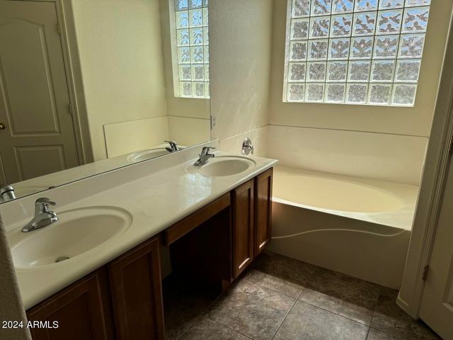 9401 W Berkeley Road, Phoenix, AZ 85037