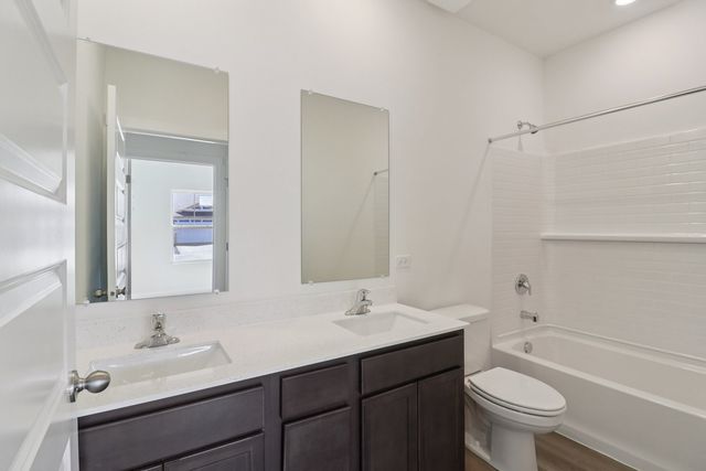 1103 Bluebell Lane, Bartlett, IL 60103