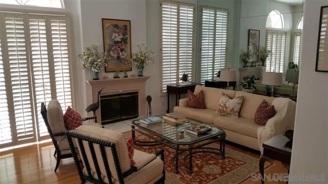 5157 Renaissance Ave A, San Diego, CA 92122