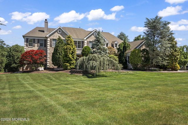 201 Jerry Court, Manalapan, NJ 07726