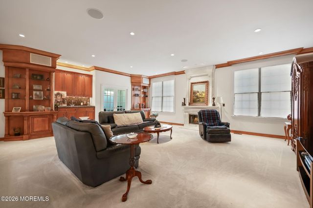201 Jerry Court, Manalapan, NJ 07726