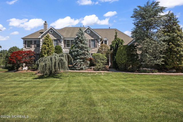 201 Jerry Court, Manalapan, NJ 07726
