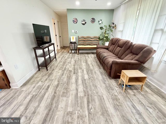 2413 SHELBURN RD, Millville, NJ 08332
