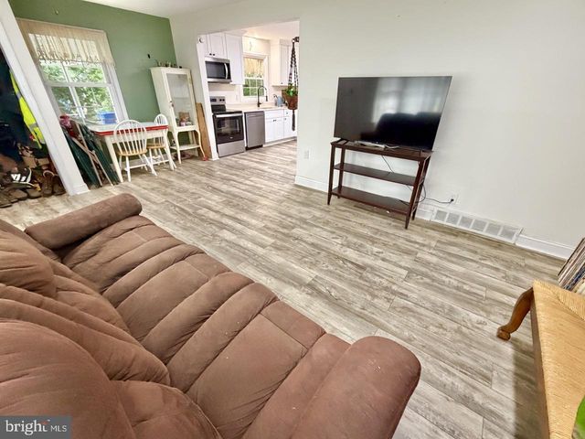 2413 SHELBURN RD, Millville, NJ 08332