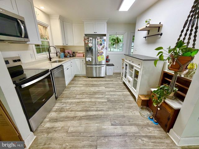 2413 SHELBURN RD, Millville, NJ 08332