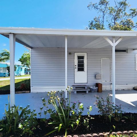 4 Boca Chica, Port St. Lucie, FL 34952