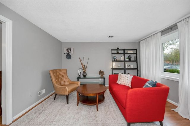 43 Constitution Way 43, Methuen, MA 01844