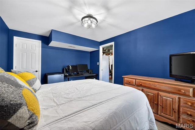 146 Shadow Pointe Drive, Wentzville, MO 63385