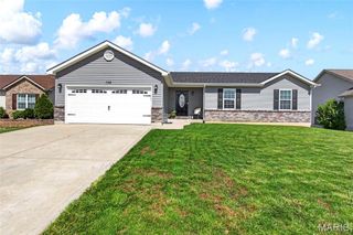 146 Shadow Pointe Drive, Wentzville, MO 63385
