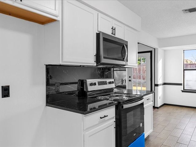 3977 Windhaven Road, Fort Worth, TX 76133