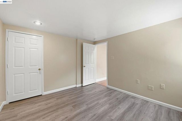 15274 Inverness St, San Leandro, CA 94579