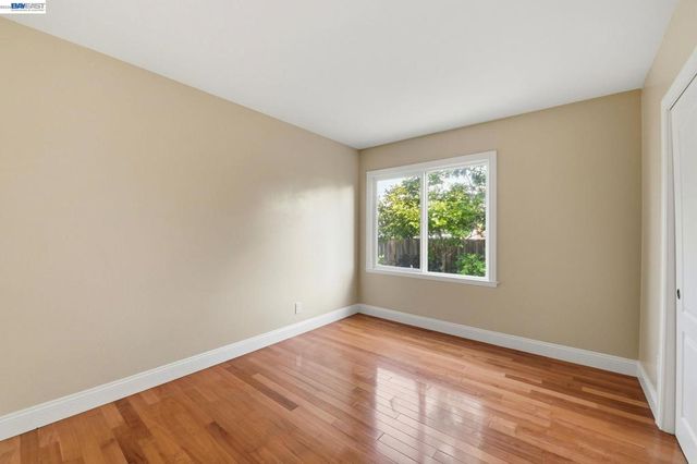 15274 Inverness St, San Leandro, CA 94579