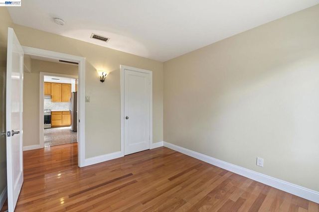 15274 Inverness St, San Leandro, CA 94579