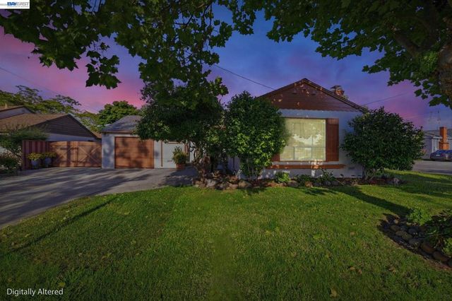15274 Inverness St, San Leandro, CA 94579