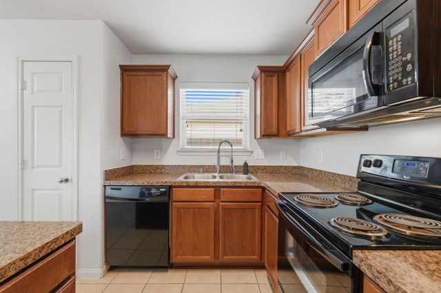 6910 Clover Walk Lane, Richmond, TX 77469