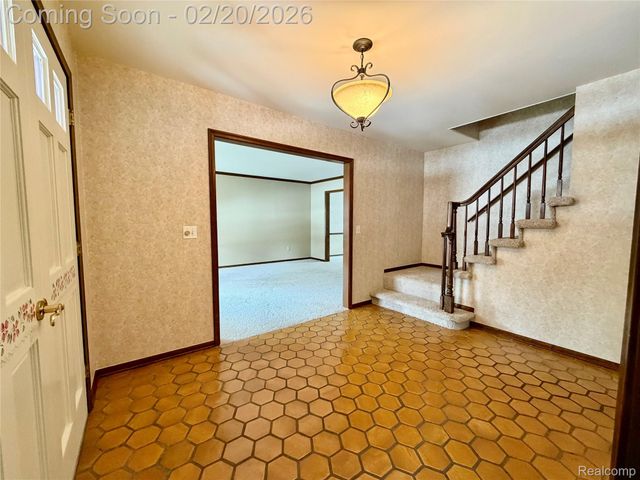 53645 Lambeth Court, Shelby Charter Township, MI 48316