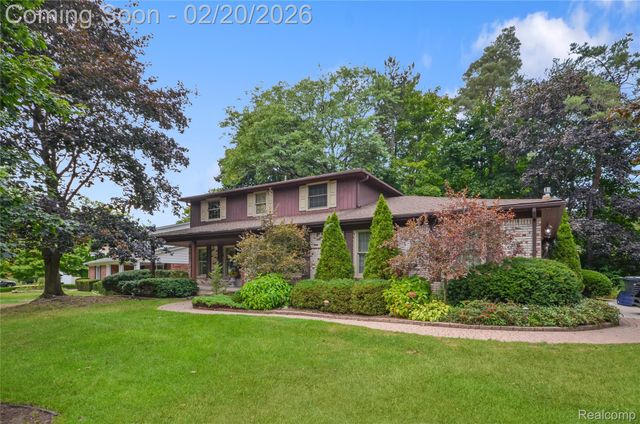 53645 Lambeth Court, Shelby Charter Township, MI 48316