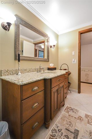 53645 Lambeth Court, Shelby Charter Township, MI 48316