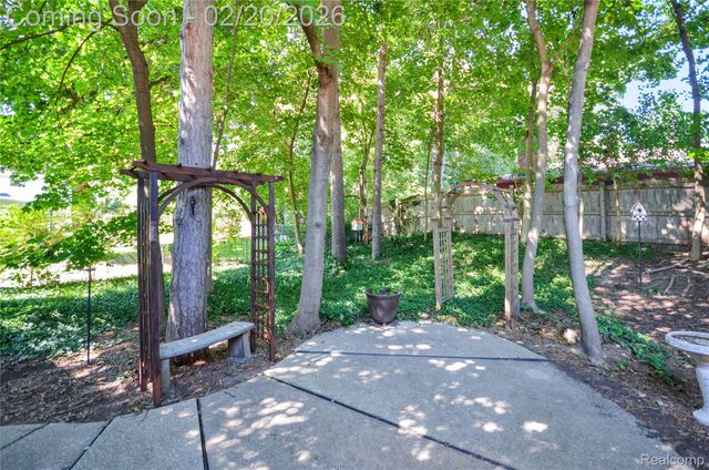 53645 Lambeth Court, Shelby Charter Township, MI 48316