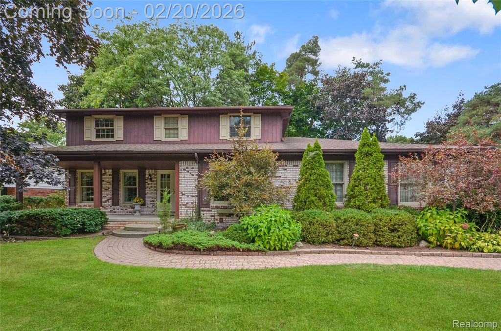 53645 Lambeth Court, Shelby Charter Township, MI 48316