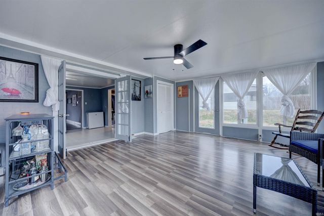 631 16th Street, Tell City, IN 47586