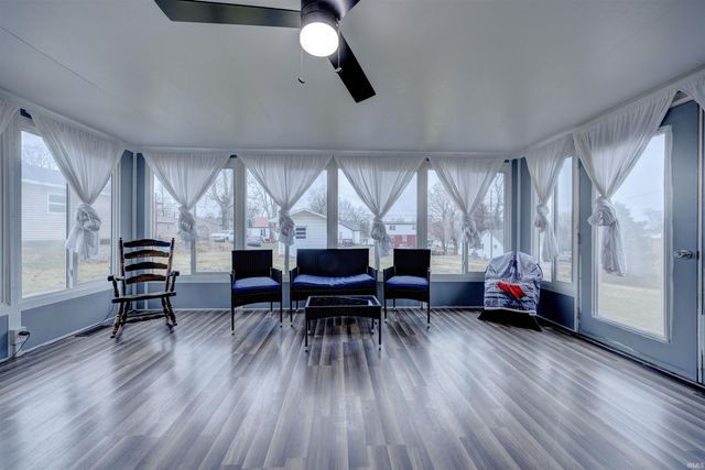 631 16th Street, Tell City, IN 47586