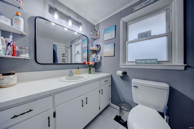 631 16th Street, Tell City, IN 47586