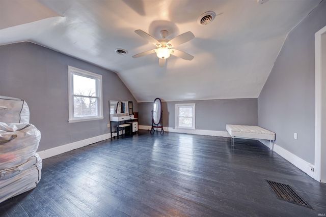 631 16th Street, Tell City, IN 47586